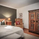Mantinger- Style - Blick- Tradition * Kitzbühel