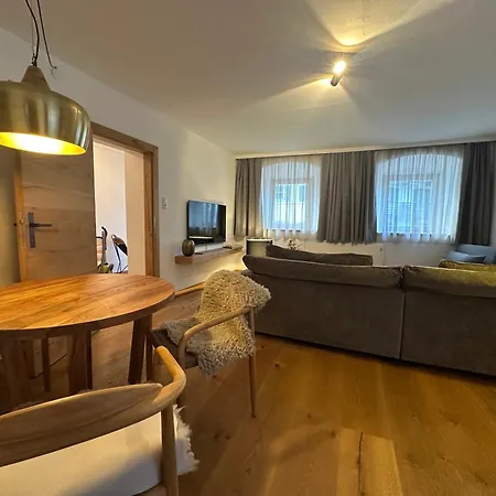 Apartman Mantinger- Style - Blick- Tradition