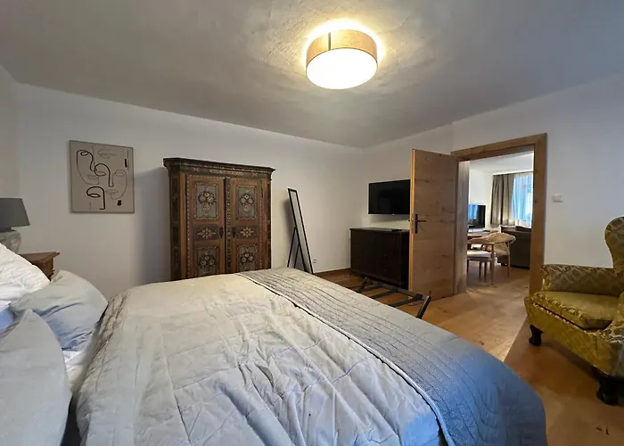 Mantinger- Style - Blick- Tradition Kitzbühel