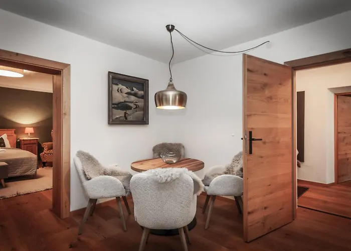 Mantinger- Style - Blick- Tradition