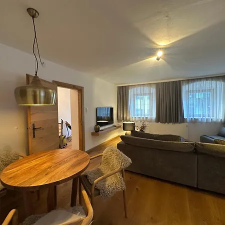 Mantinger- Style - Blick- Tradition Apartman Kitzbühel