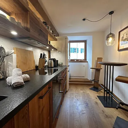 Mantinger- Style - Blick- Tradition Kitzbühel